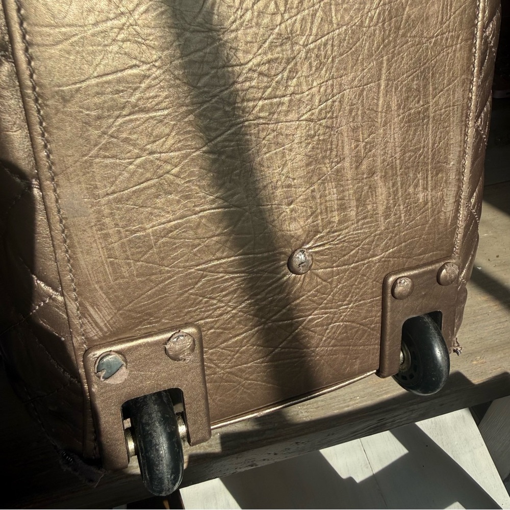 Authentic CHANEL Vintage Matelasse Quilted Leather 2 Way Carry-on Suitcase Bag - Picture 12 of 17
